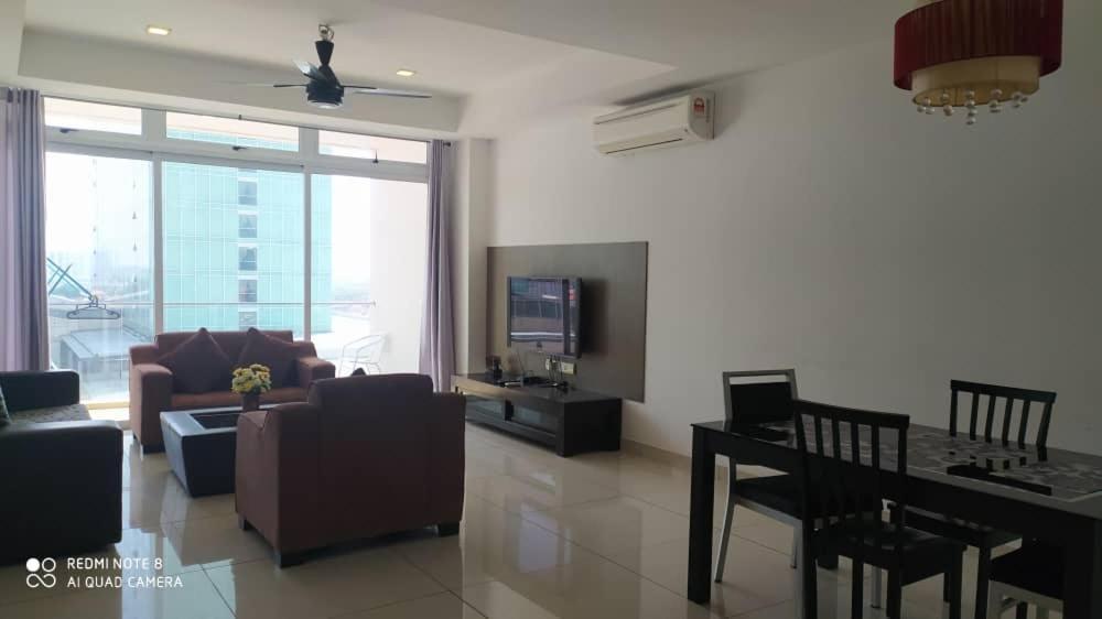 Ksl Suites Johor Bahru Exterior foto